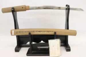 脇差 [長さ]38.0cm[反り]0.7cm[目釘]1個[銘]無銘 白鞘 宮崎県登録 貴重刀剣